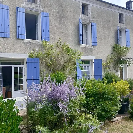 Manoir St Hilaire Tatil Evi