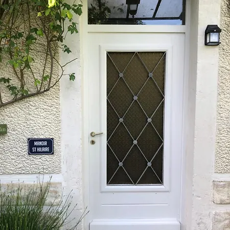 Tatil Evi Manoir St Hilaire Dampierre-sur-Boutonne